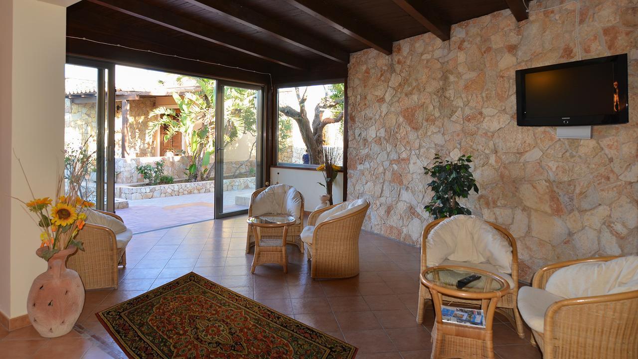 Oasis Hotel Residence Resort Lampedusa Bagian luar foto