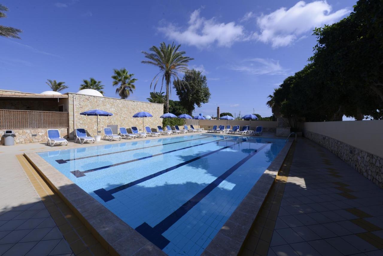 Oasis Hotel Residence Resort Lampedusa Bagian luar foto